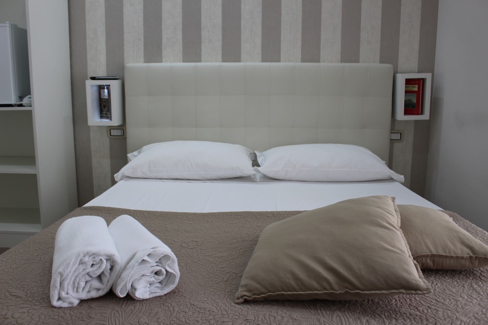 Philip Royal B&B 11/50