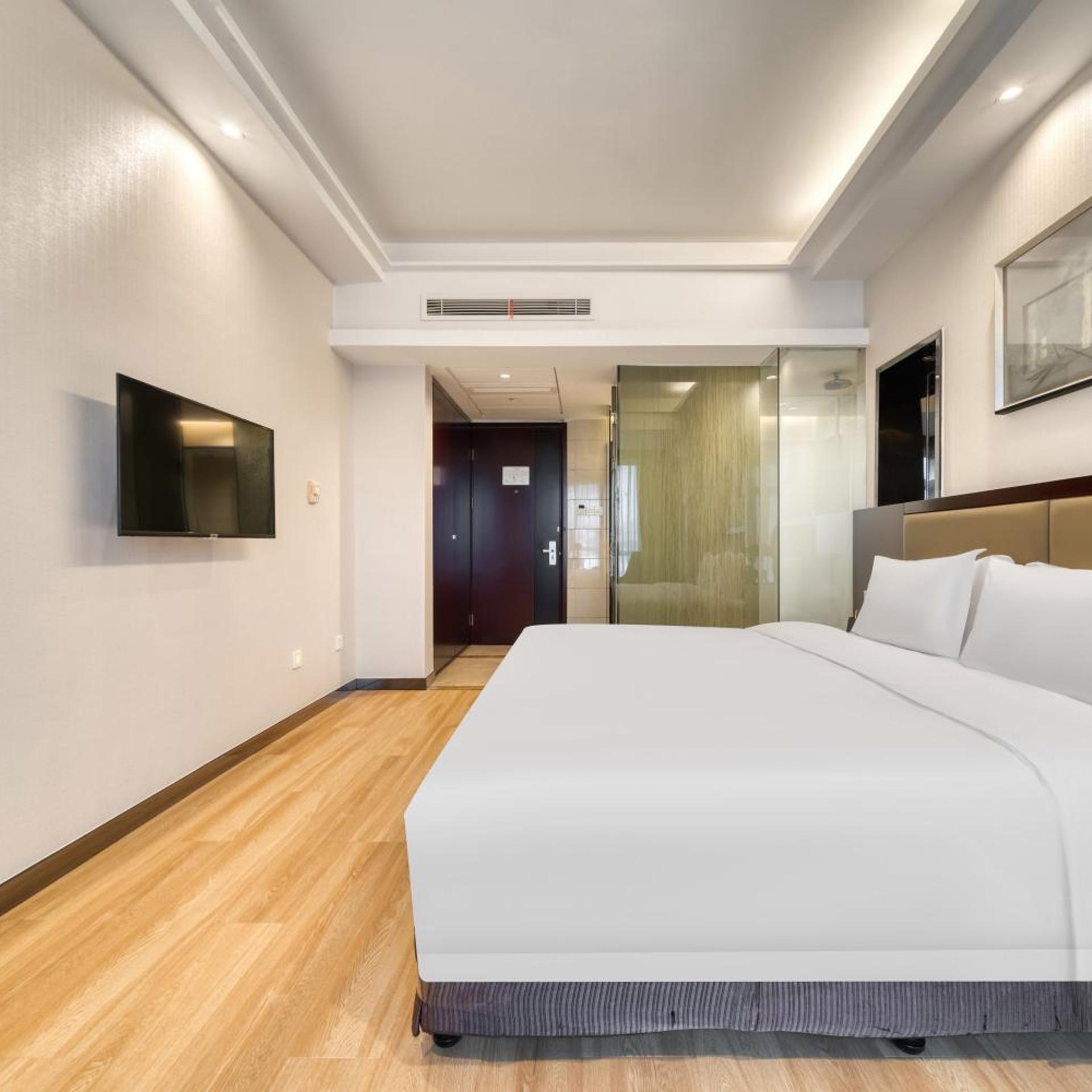 Standard, King Bed, Building B