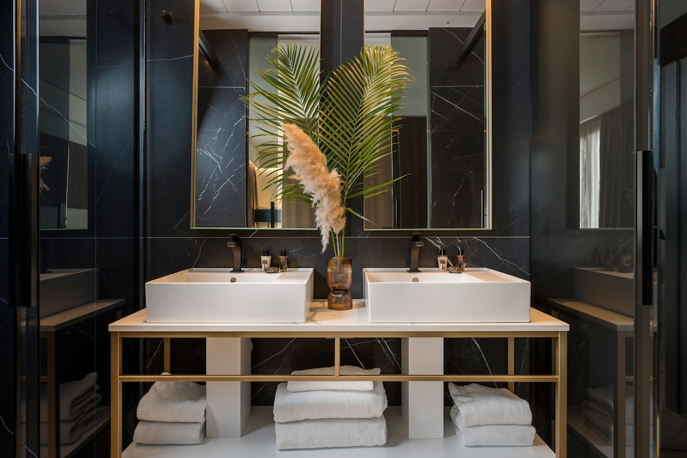 We Me Suite Hotel 37/46