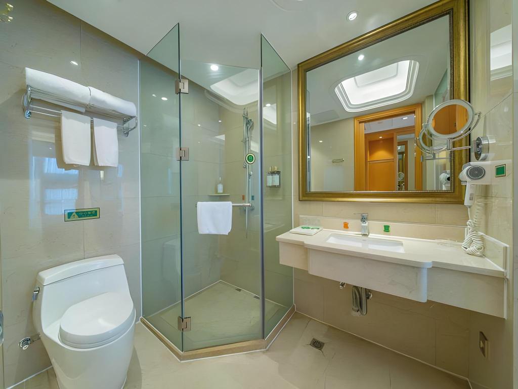 Vienna International Hotel (Kunming New Luosiwan, Vanke Charming City, Guangwei Metro Station) 45/52