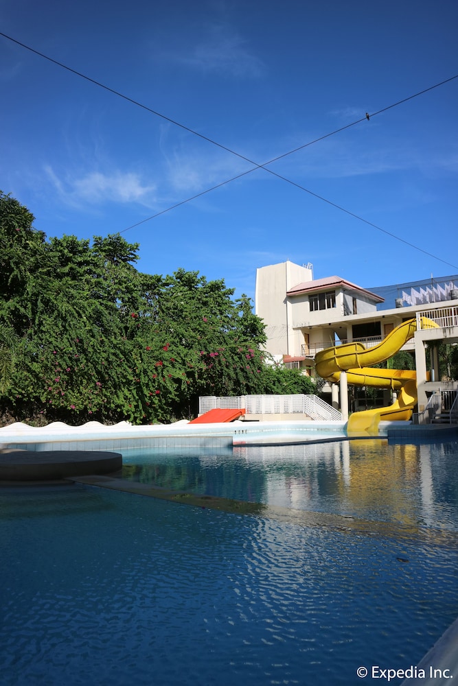 Splash Oasis Resort Hotel 15/20