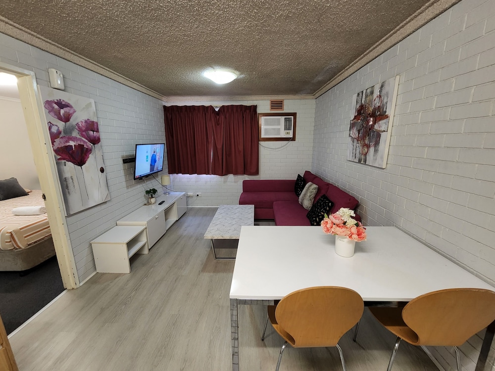 Perth City Apartment Hotel 13/46