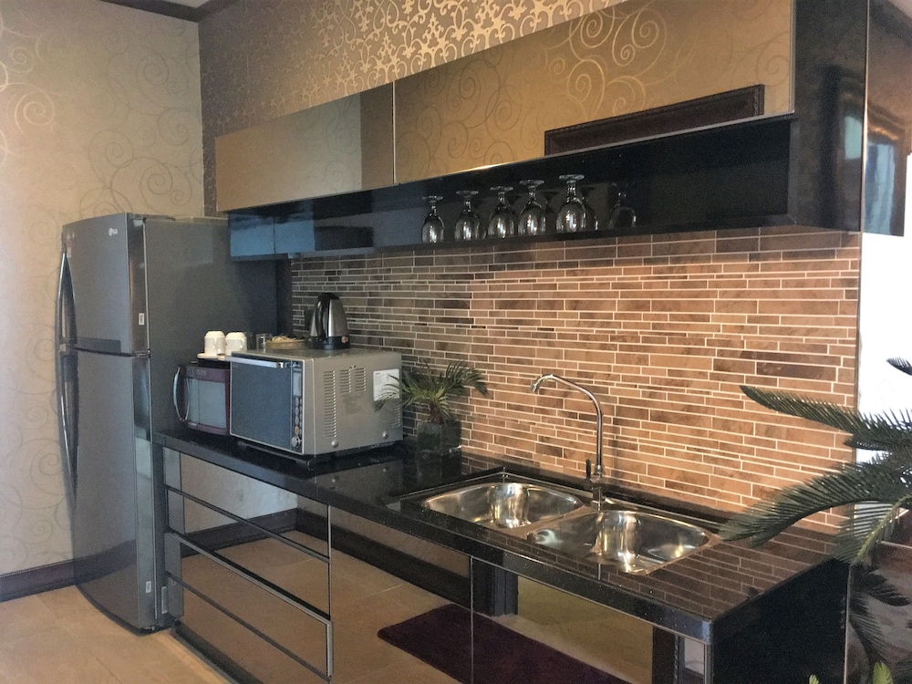 Kinta Riverfront Hotel And Suites 28/63