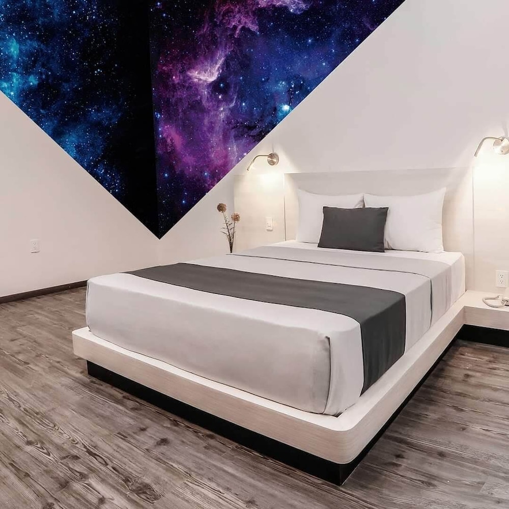 Life Hotel 24/55