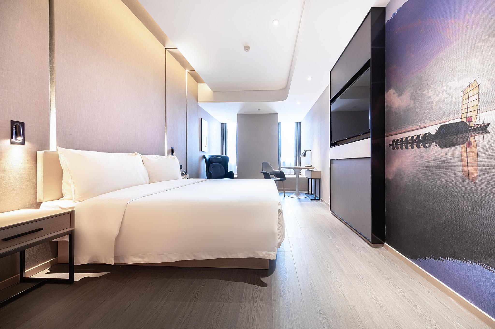 Jimu, King Bed, Queen Bed