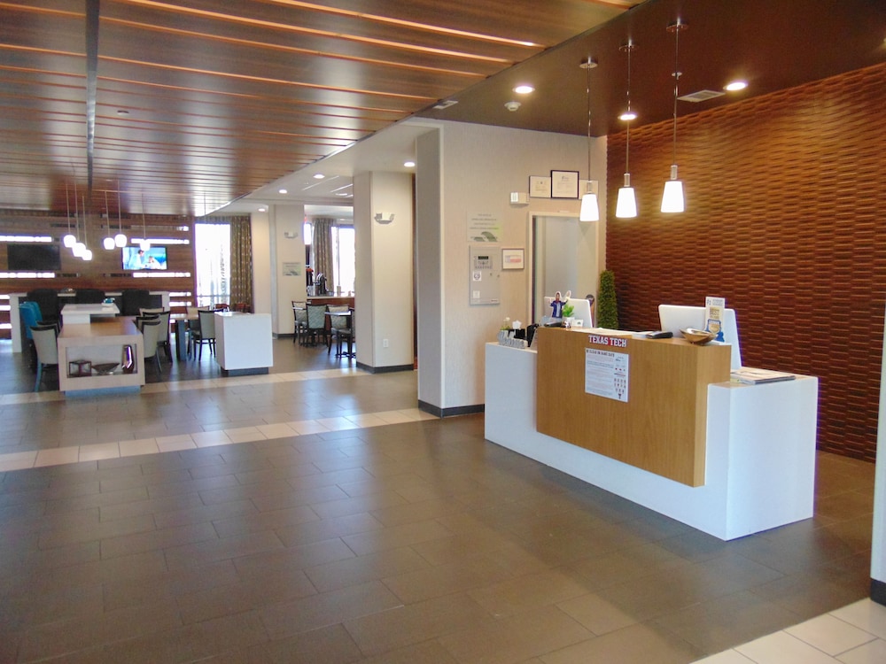 Wingate By Wyndham Lubbock 6/32