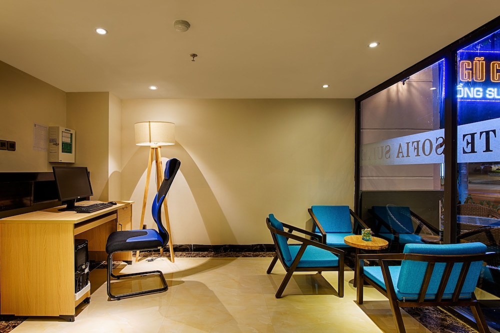 Sofia Suite Hotel Danang 34/53