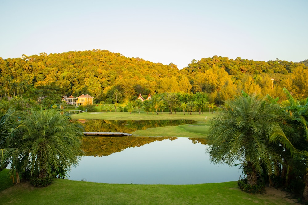 Little Sunshine Boutique Beach Resort & Spa 37/46
