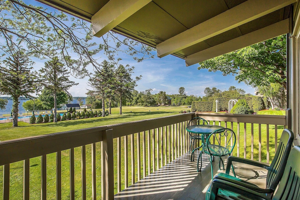 The Inn at Gran View Ogdensburg, Ascend Hotel Collection 4/41