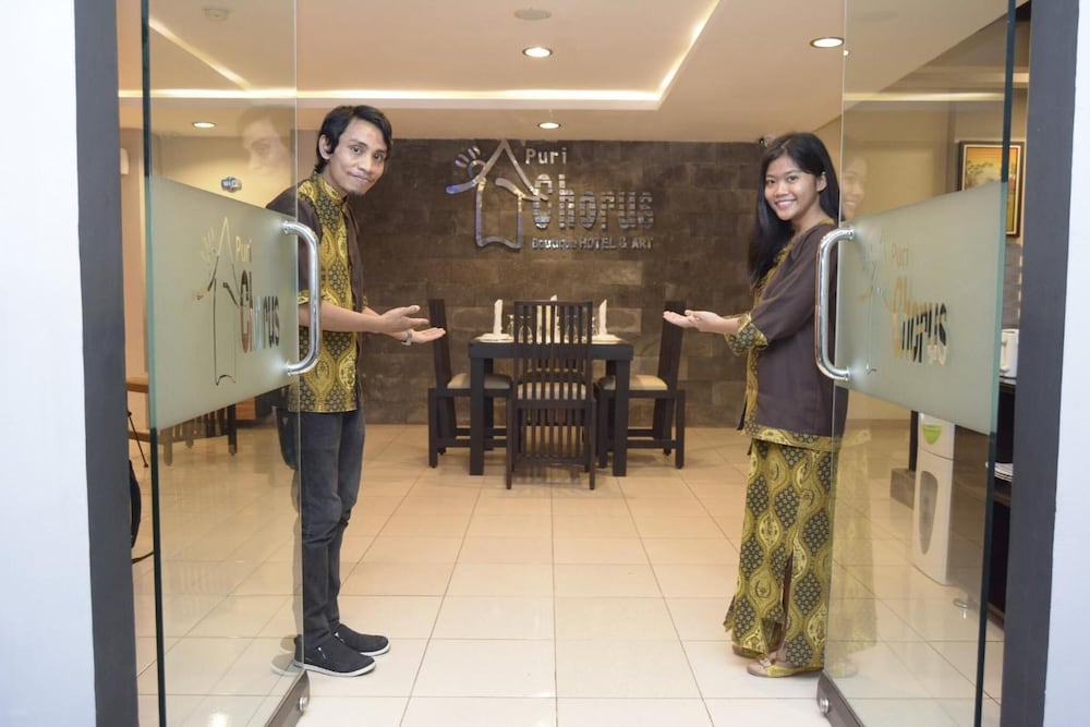 Puri Chorus Hotel 9/57