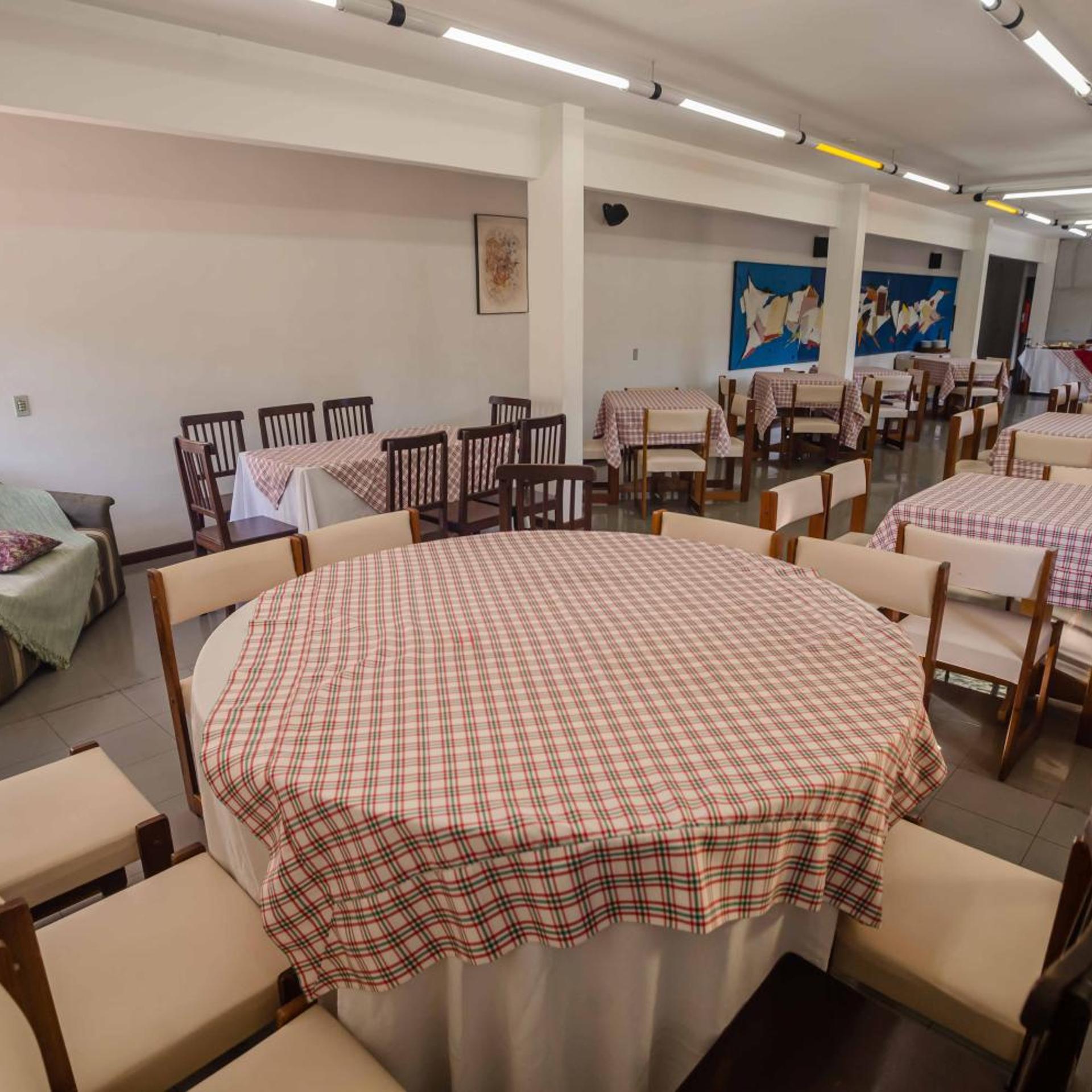 Alpes Hotel 37/42