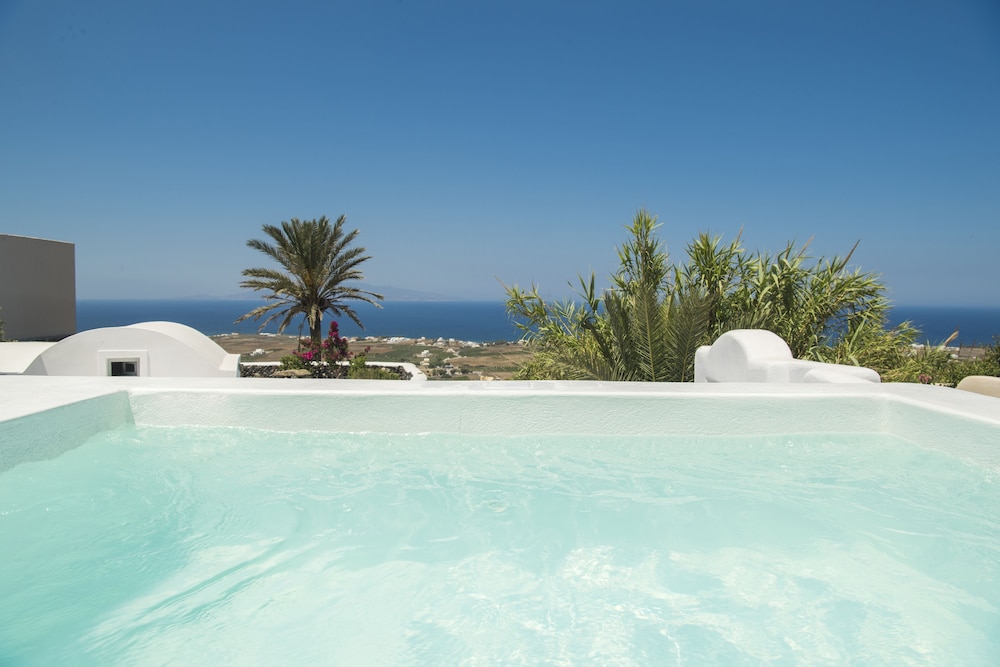 Aqua Serenity Santorini Luxury Suites 46/50