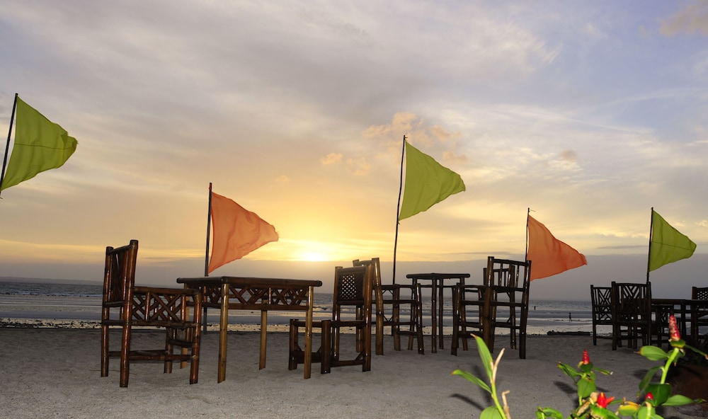 The Coral Blue Oriental Beach Villas And Suites 60/65