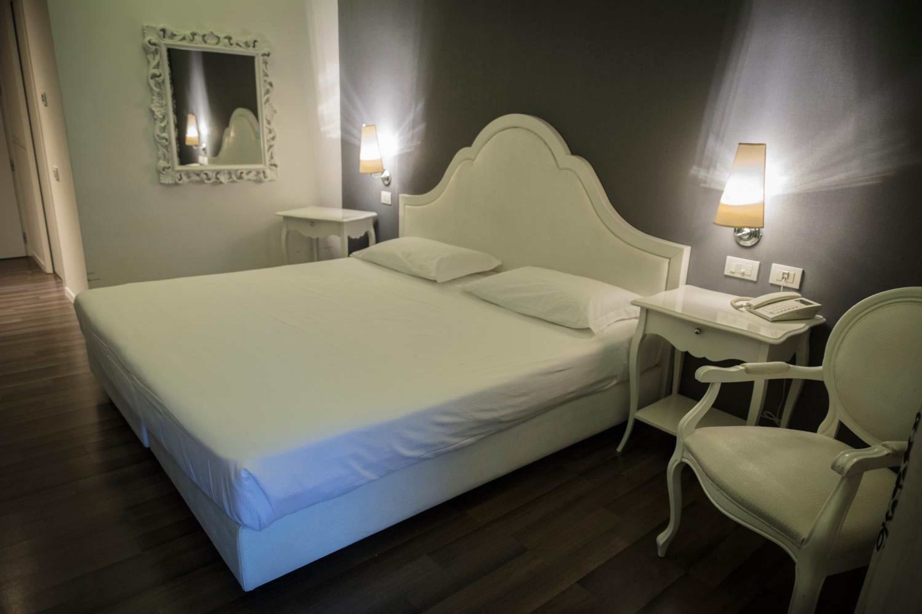 Blue Relais Maggiore 24/57