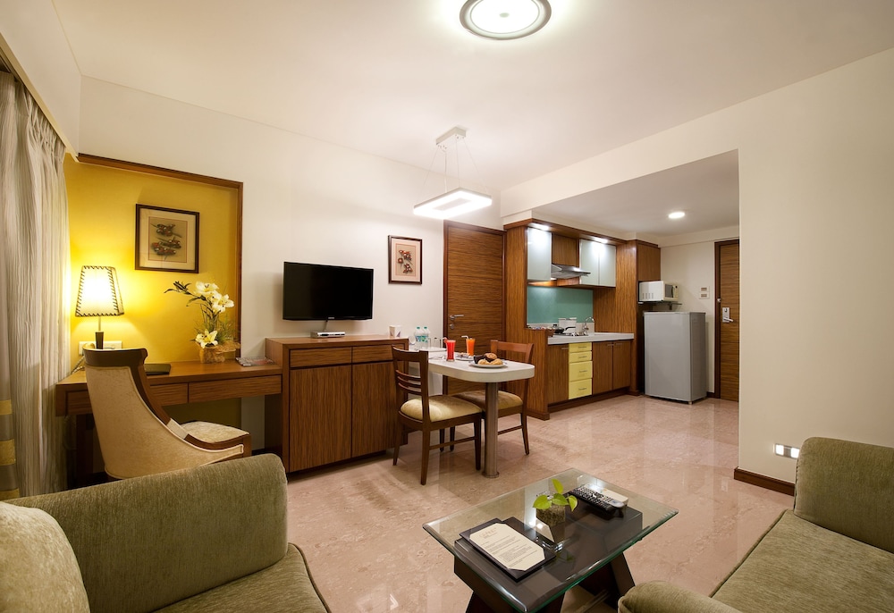 Grand Residency Service Apartment 32/40