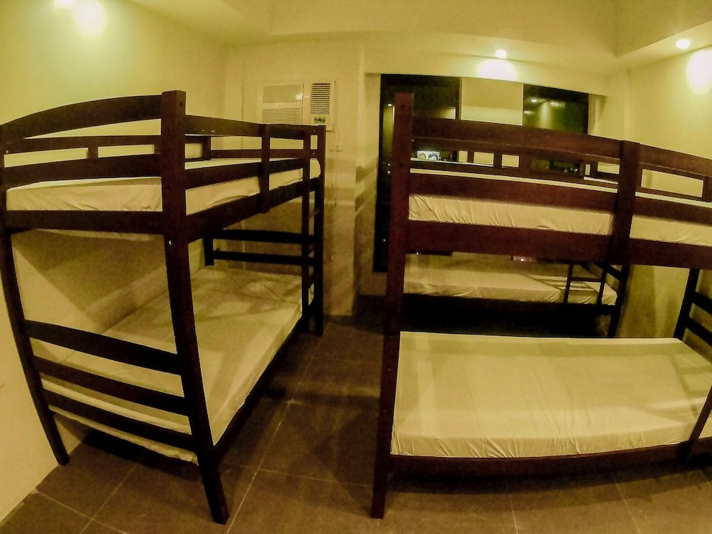 Mabolo Royal Hotel 25/50