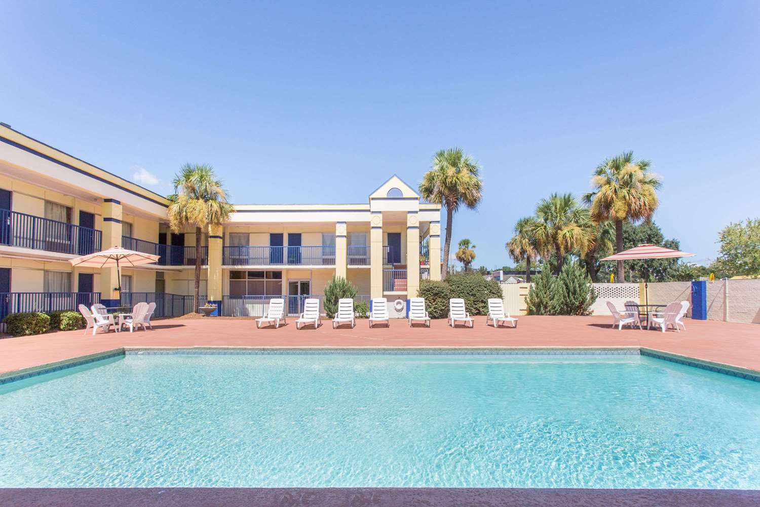 La Casa Inn Albany Near Tifton US 82 in ALBANY - GA