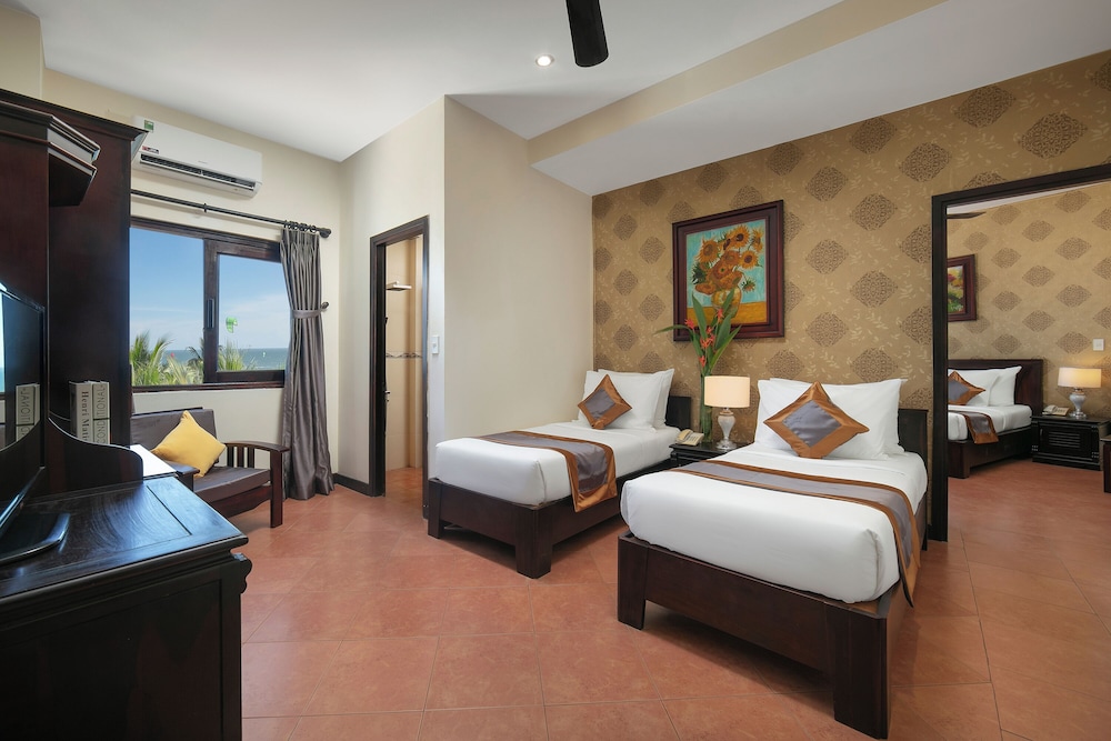 Sea Lion Beach Resort And Spa 15/59