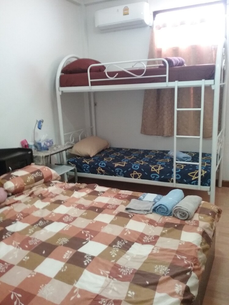 Danee Hostel 12/55