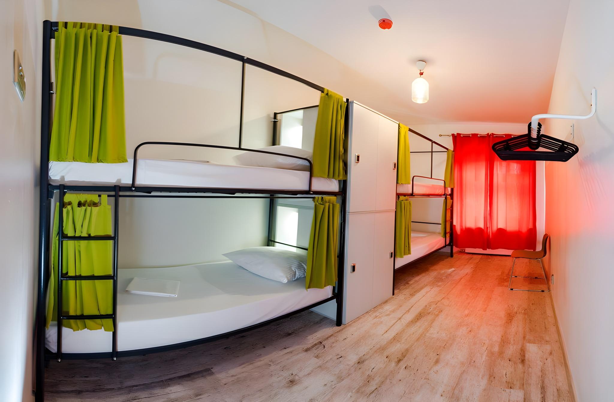 Female Dorm, Female Only, 8 Beds