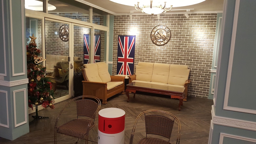 Shan Shui Hotel 3/64