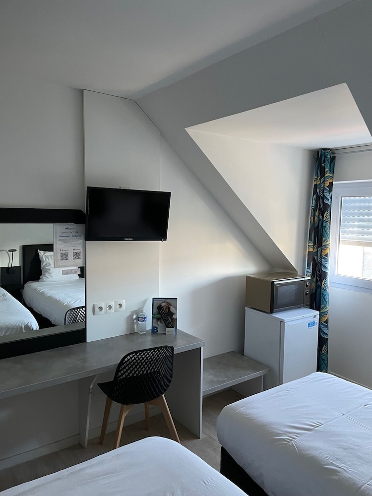 Brit Hotel Cherbourg Octeville 28/43
