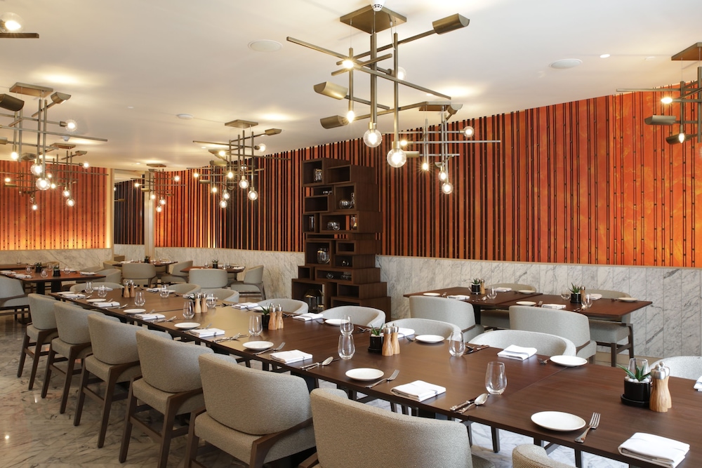 Four Seasons Hotel Bengaluru At Embassy One 67/75