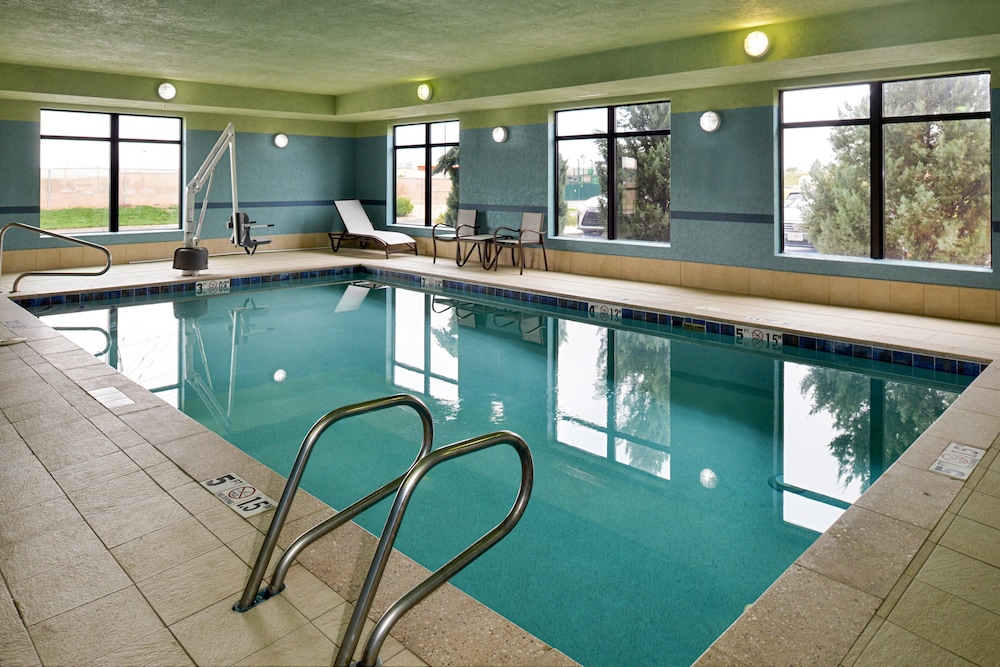 Holiday Inn Express Hotel And Suites Pueblo North 1/57