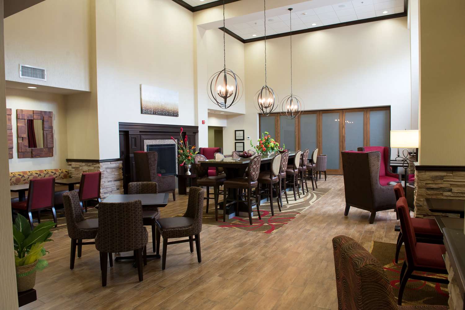 restaurant cafeteria