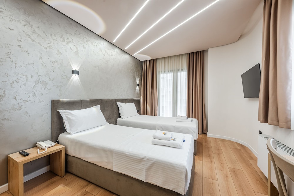 Relax Inn Hotel 20/40