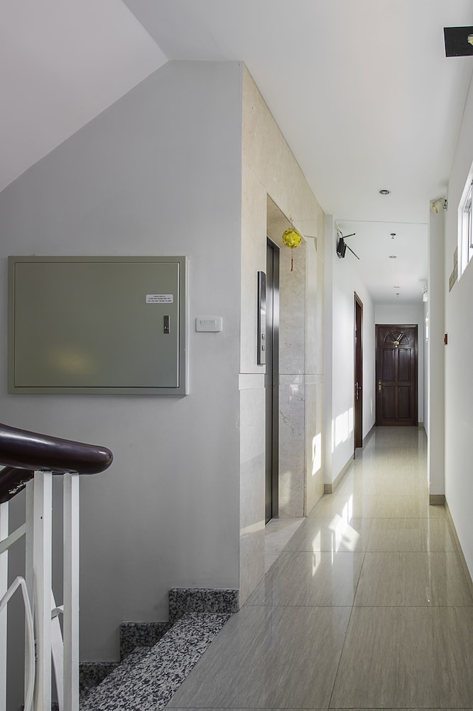Lucky Star Hotel 266 De Tham 9/38