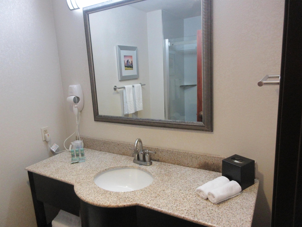 Best Western Champions Forest Inn and Suites 59/61