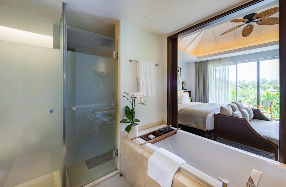 2 Bedrooms, Grand, Pool, Suite, King and Twin Beds, Sea View، Anantara Layan Phuket Resort 10/10