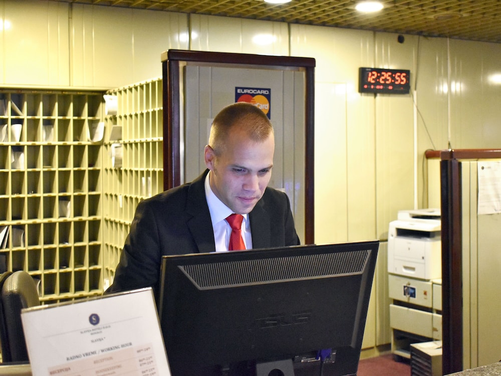 Slavija Hotel 26/32