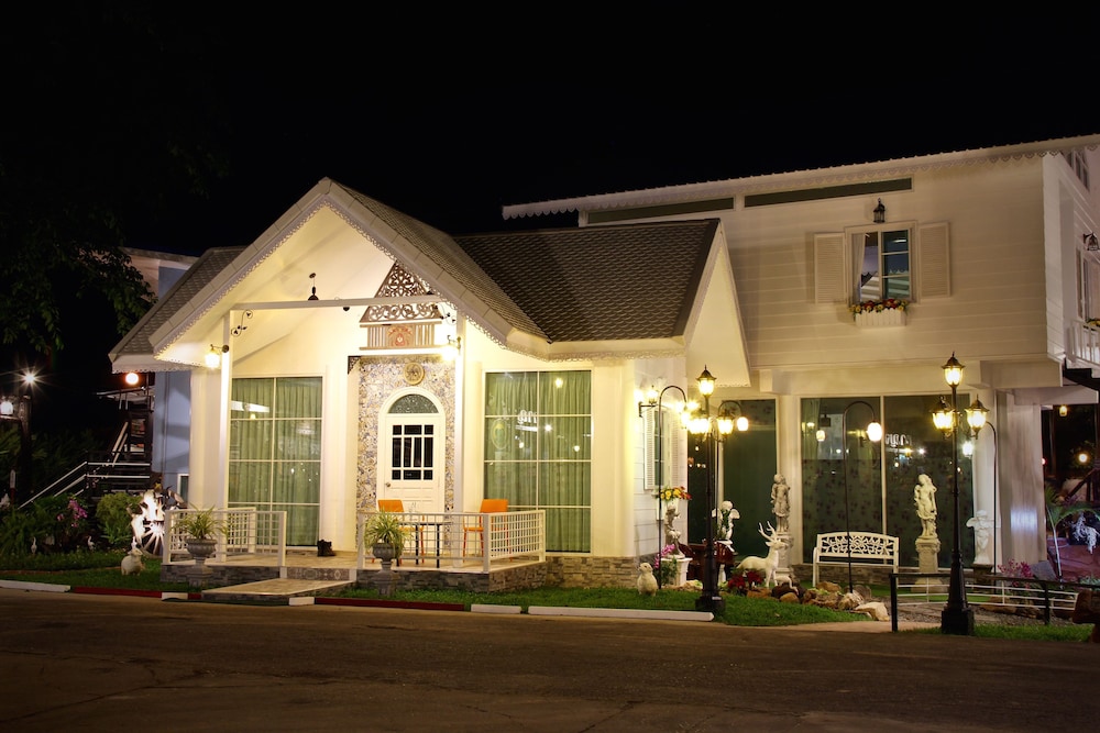 Yoko Riverkwai Hotel Resort 3/49