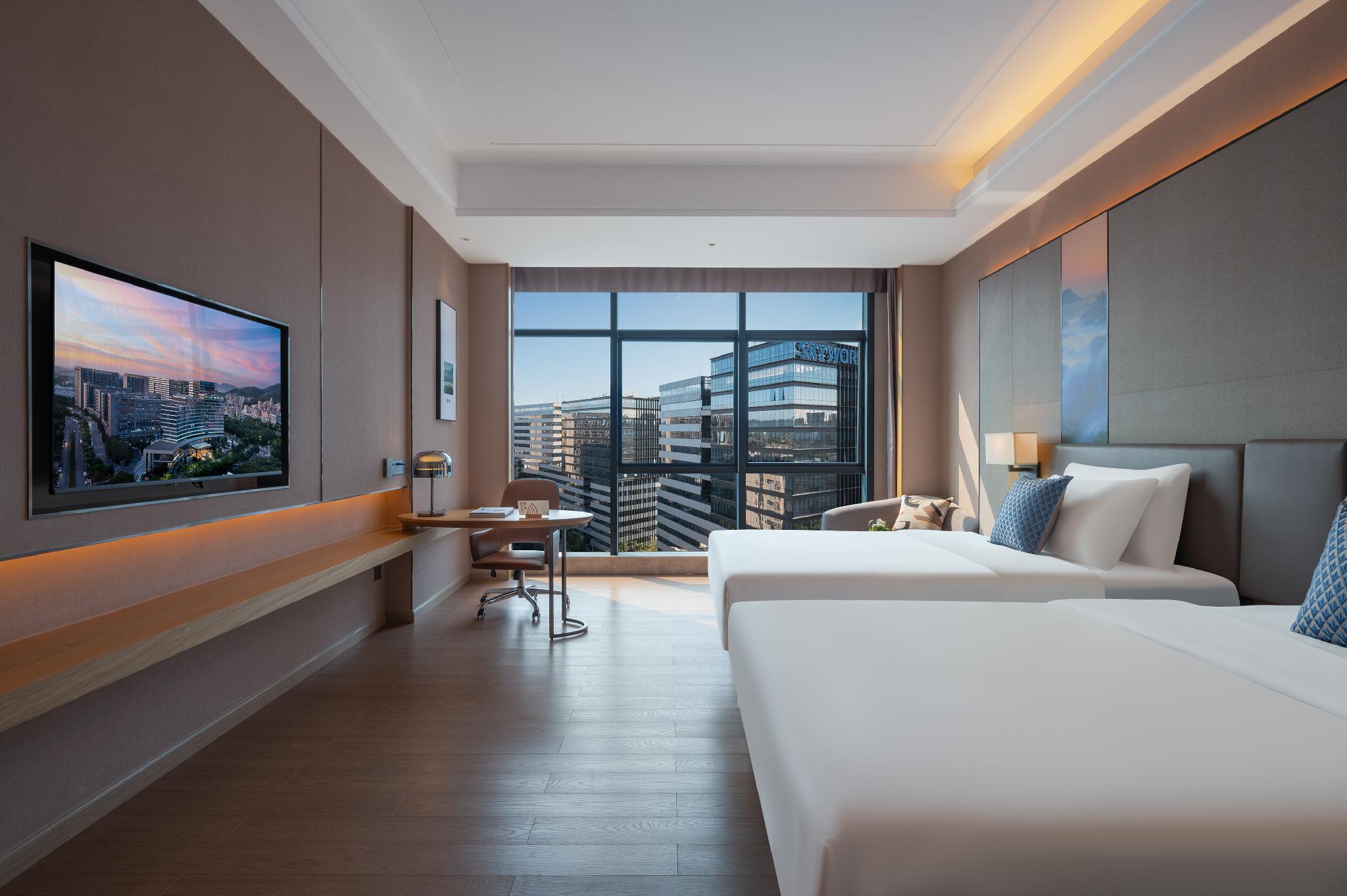 Executive, Twin Beds, City View, Attic