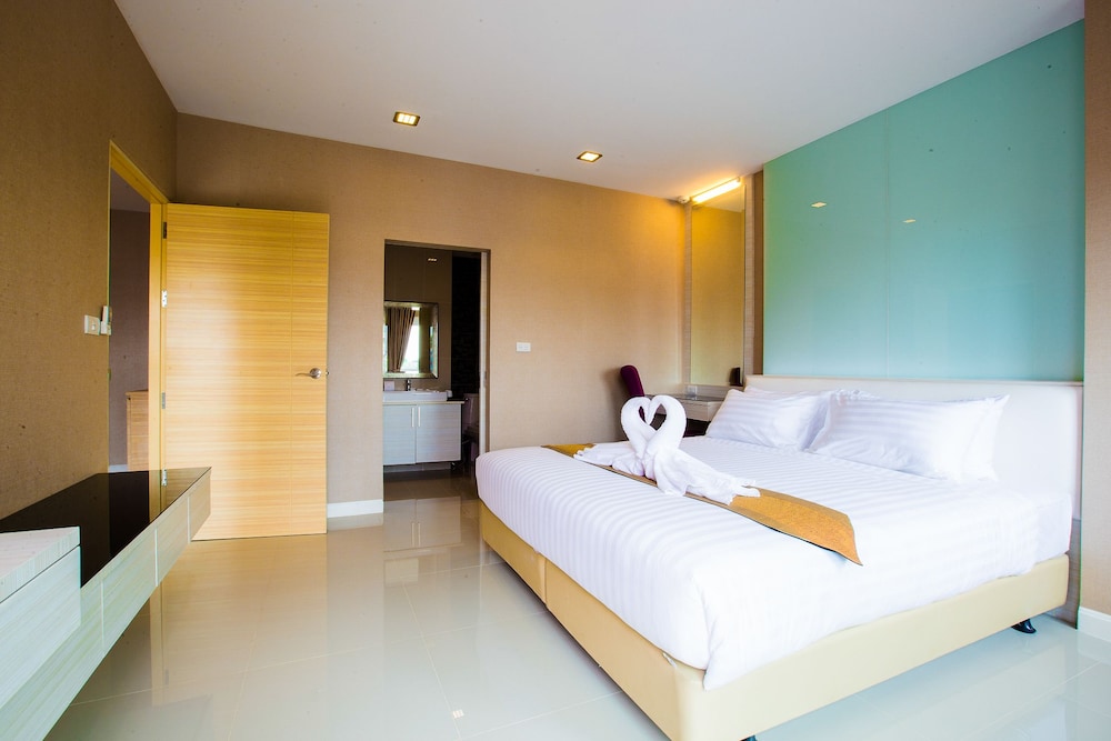 Romantic Khon Kaen Hotel 14/52