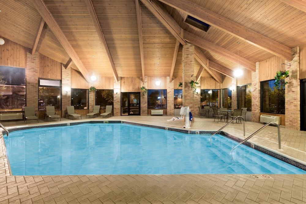 Baymont By Wyndham Zanesville 3/29