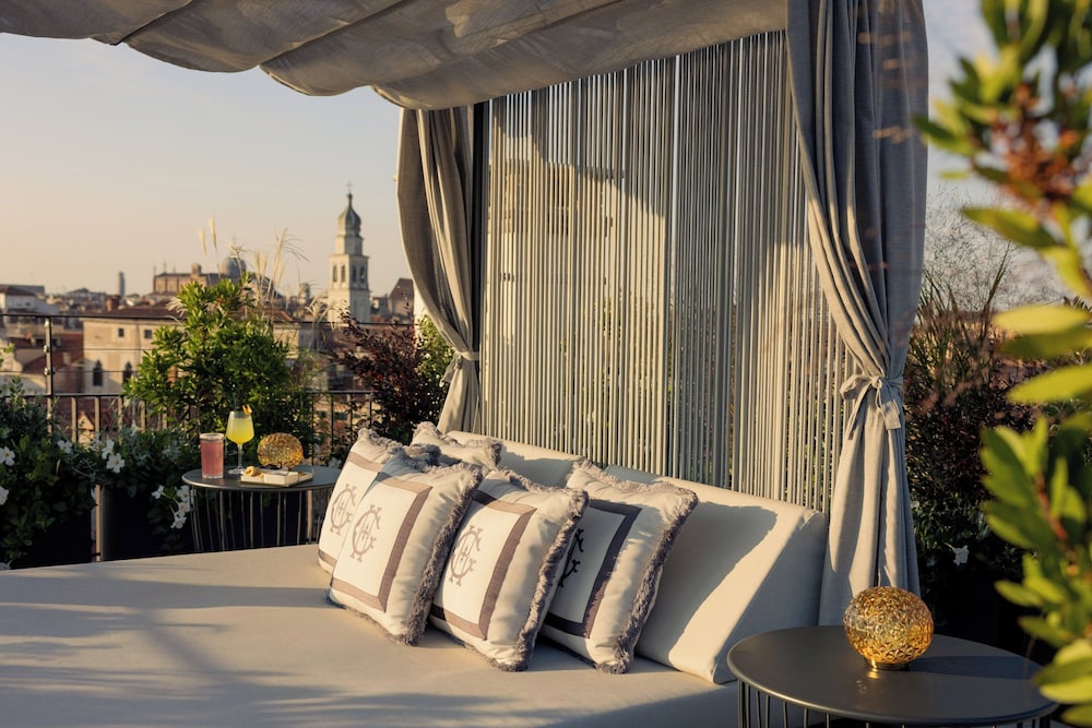 Hotel Gabrielli – Starhotels Collezione 7/80