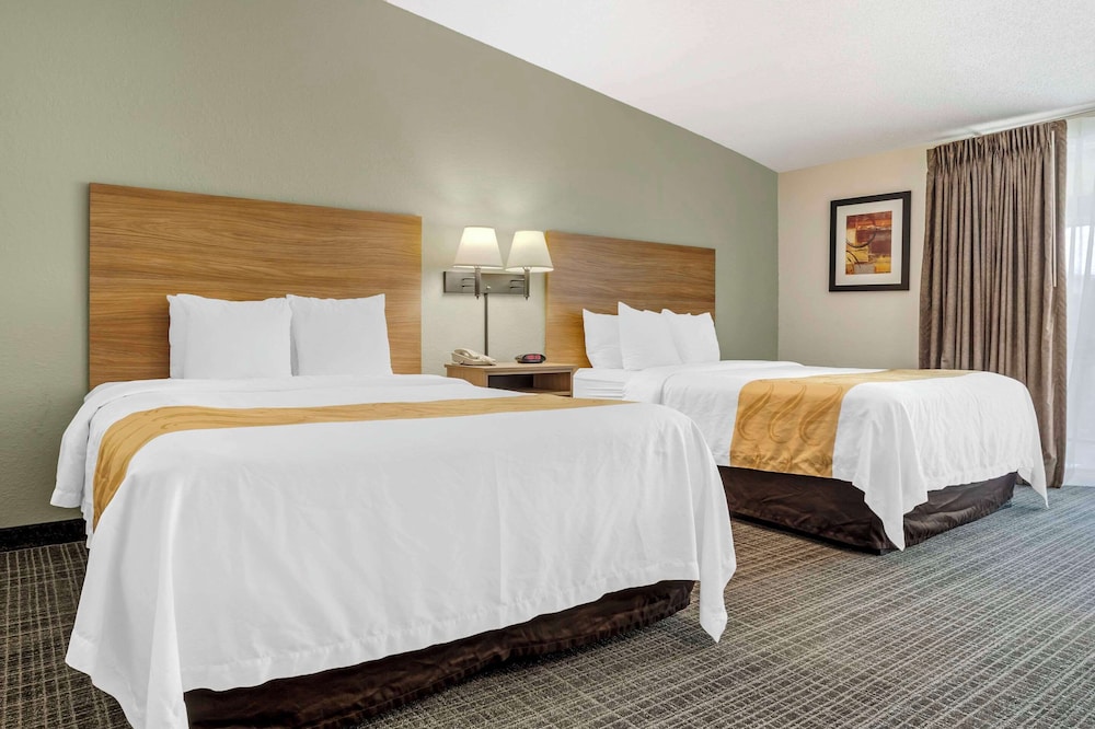 Quality Inn & Suites NRG Park - Medical Center 25/61