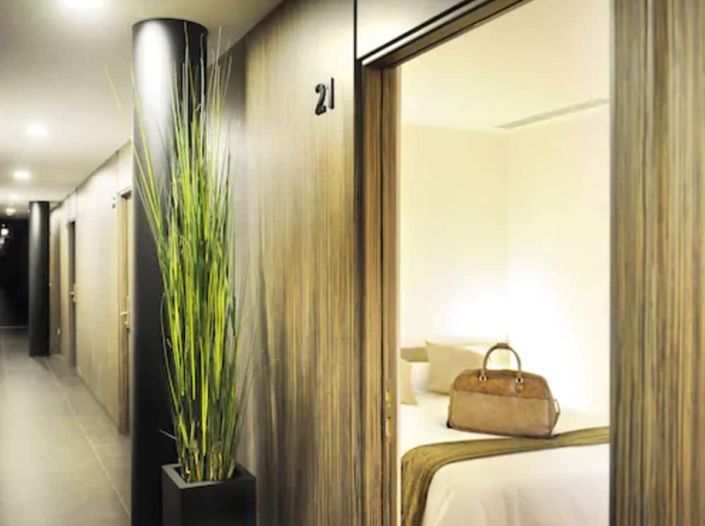 Air Rooms Madrid Airport By Premium Traveller 16/53