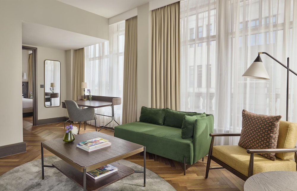 Hyatt Regency London Blackfriars 30/61