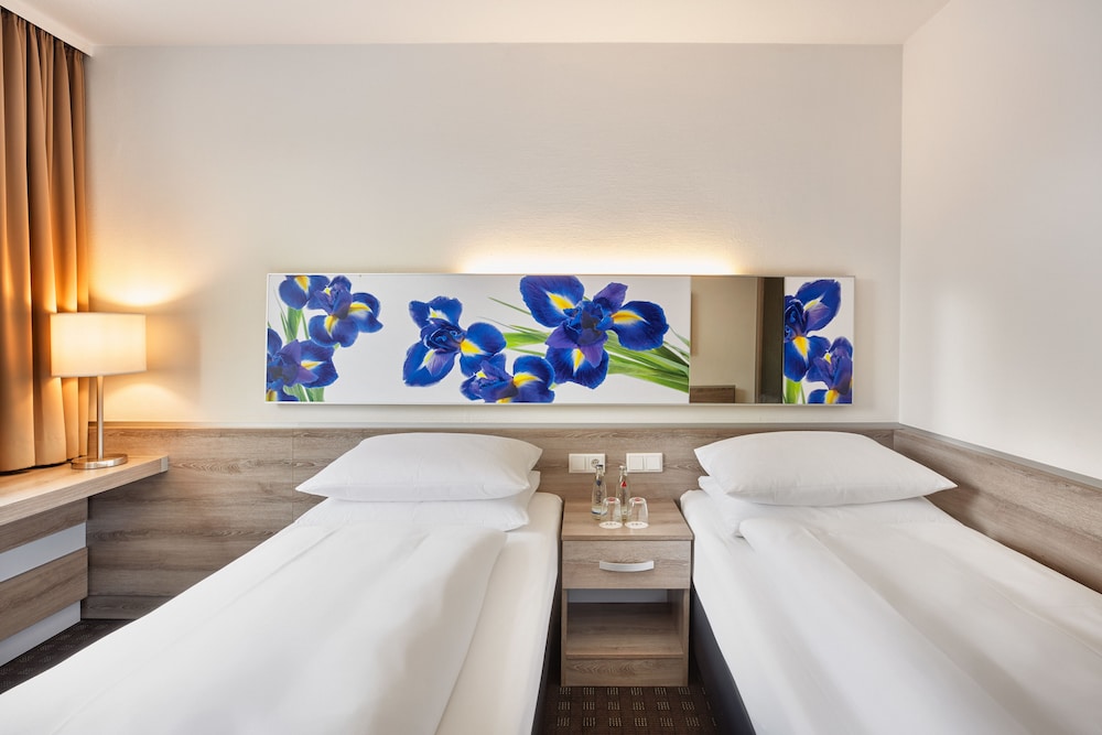 Sunday Hotel Frankfurt Airport 5/35