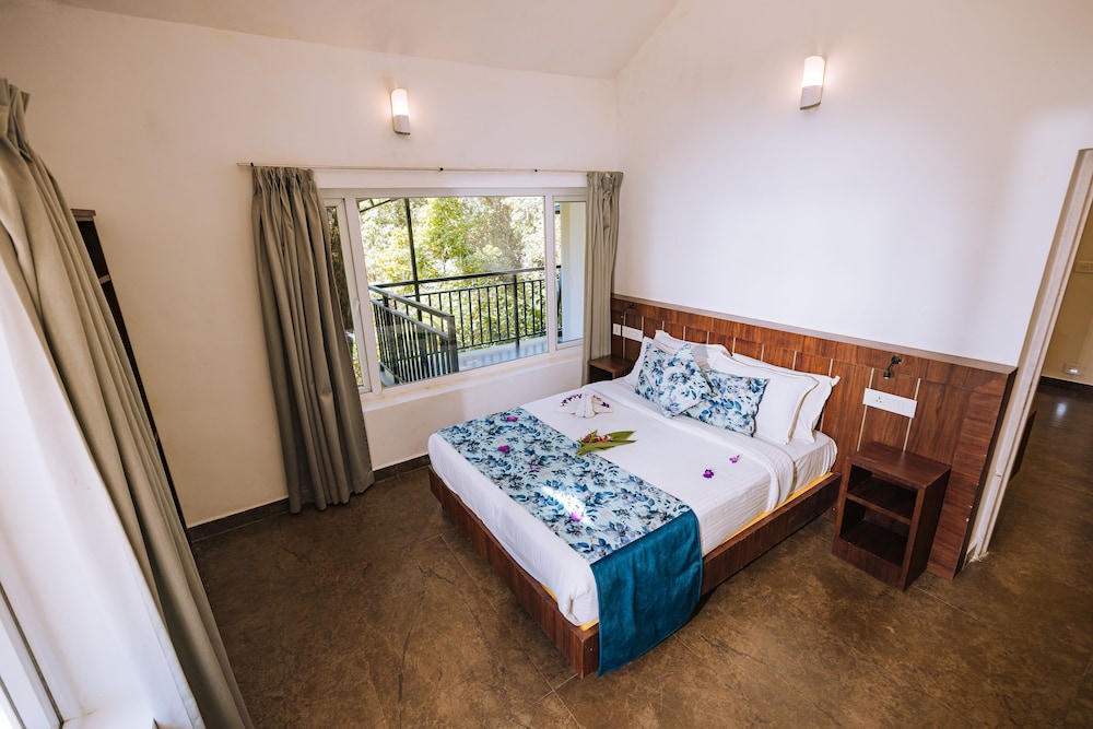 2 BEDROOMS, DELUXE, VILLA