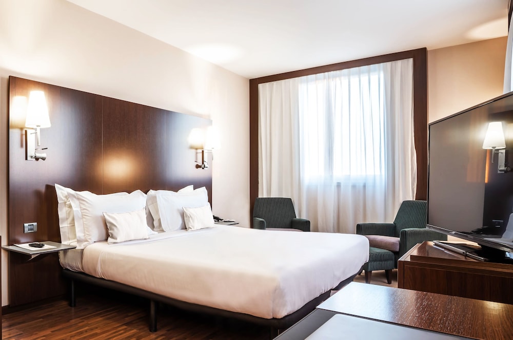 COMFORT, DOUBLE OR TWIN BED