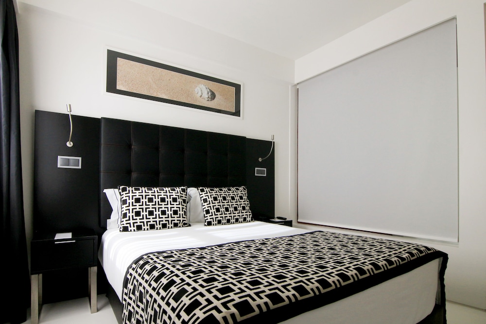 CLASSIC, DOUBLE BED