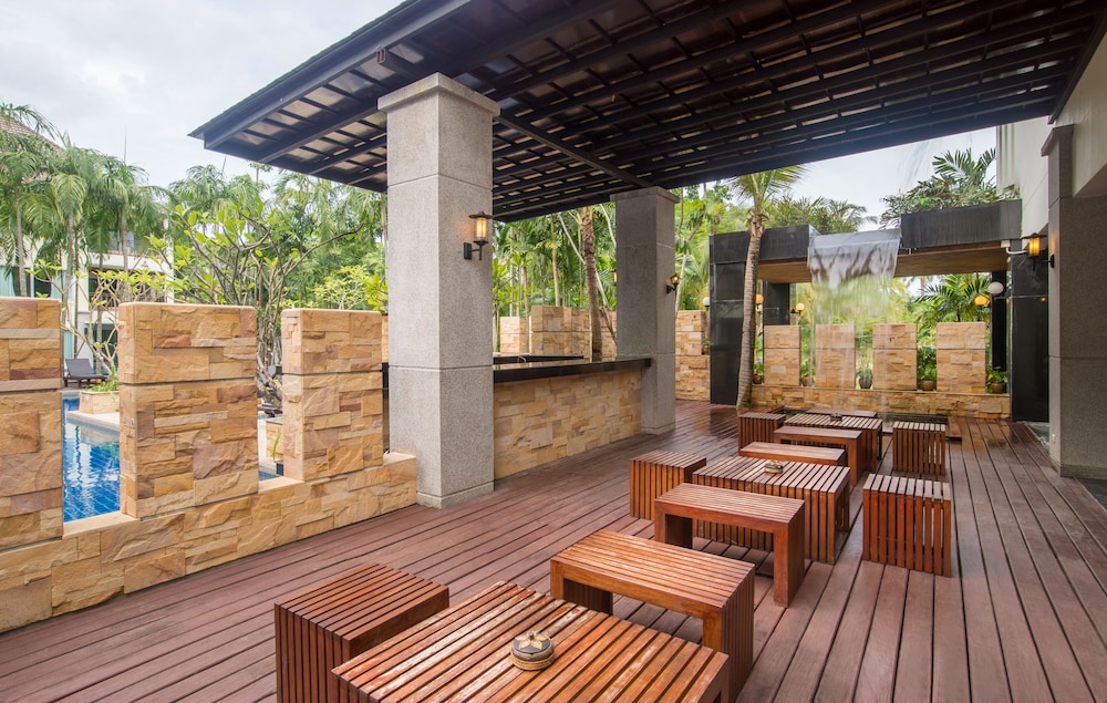 Lanta Sand Resort And Spa 46/71