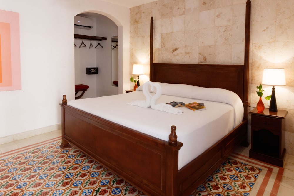 La Aurora Hotel Colonial 25/61