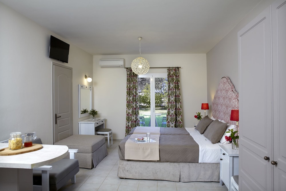 Thalassa Boutique Hotel 26/77