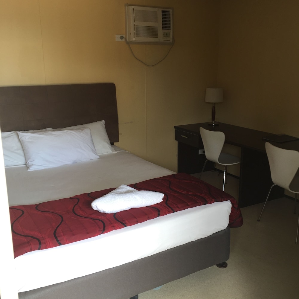 Wongai Beach Hotel 17/75